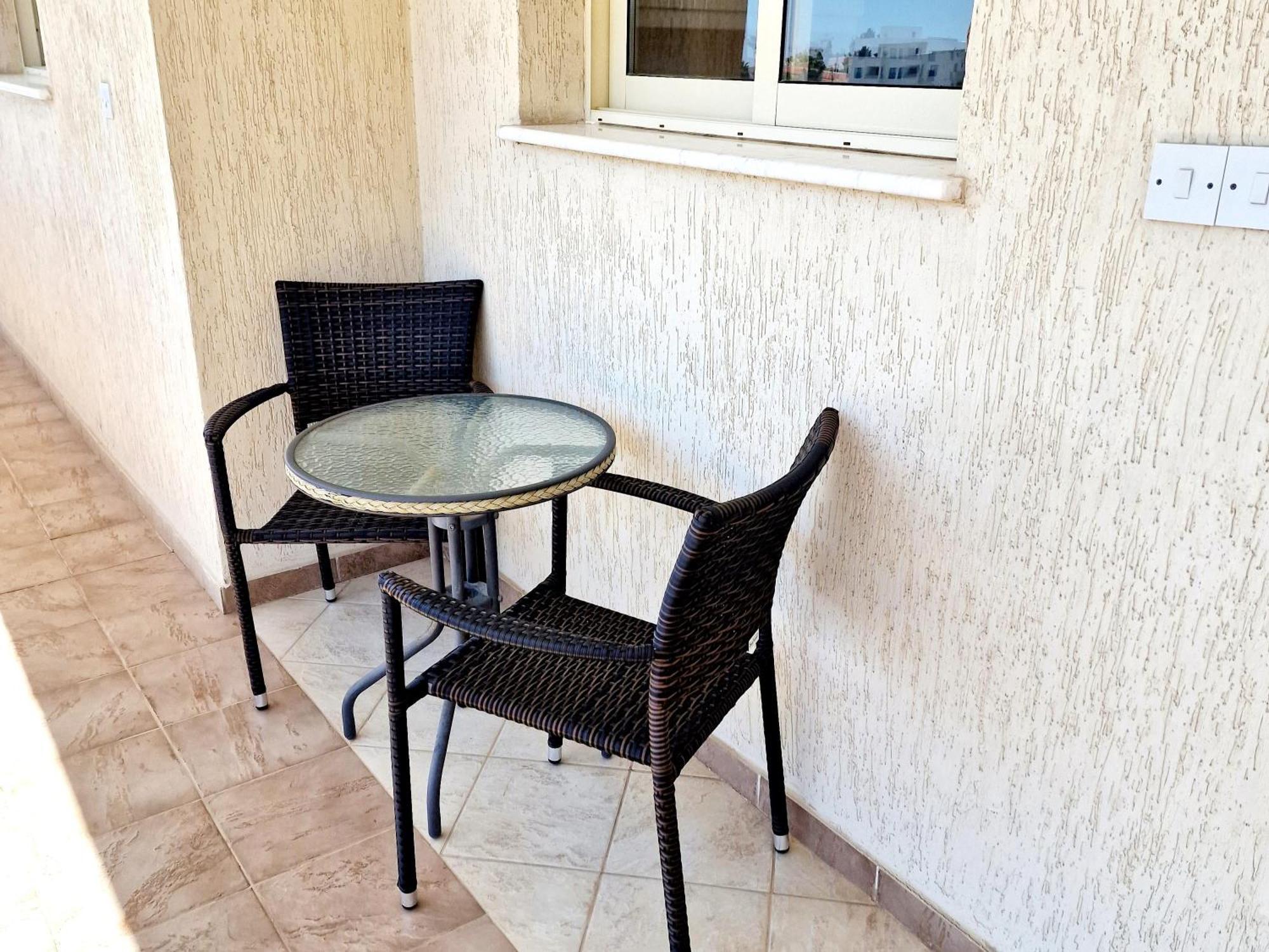 First Floor Overlooking Pool Apartment Paphos